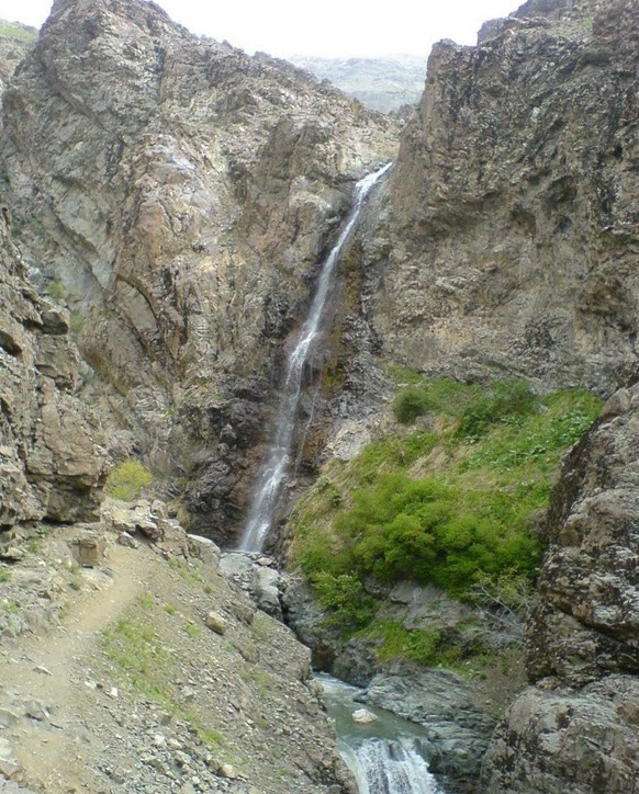 آبشار چال مگس دارآباد | مسیر دسترسی + جاهای دیدنی