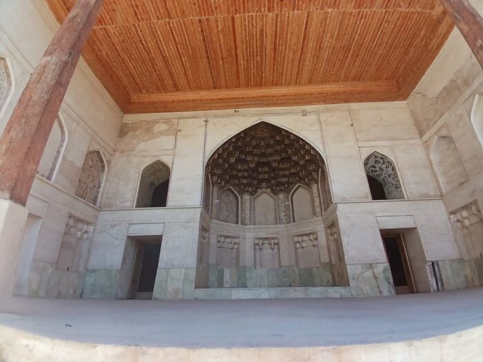 مرمت ارگ کریم‌خان آغاز شد