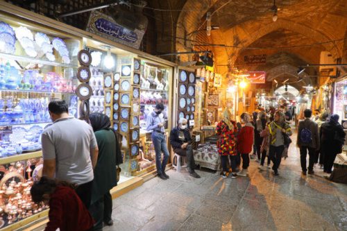 راهنمای کامل نیمه پنهان بازار تاریخی فرهنگی اصفهان