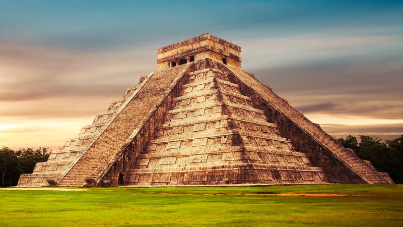 Chichen Itza-Yucatán Peninsula-Mexico
