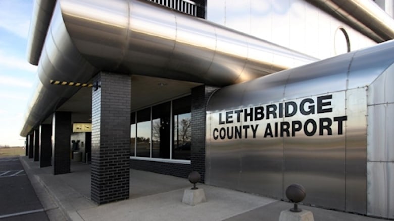 Lethbridge County Airport YQLC information Canada