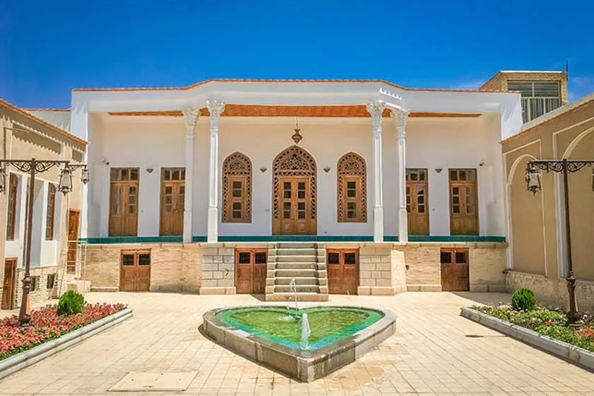راهنمای جامع بهترین جاذبه‌ها و مکان‌های تفریحی نجف آباد
