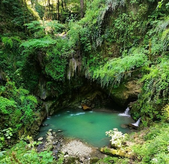 چشمه آب گرم فلکده مازندران | مسیر دسترسی + جاهای دیدنی