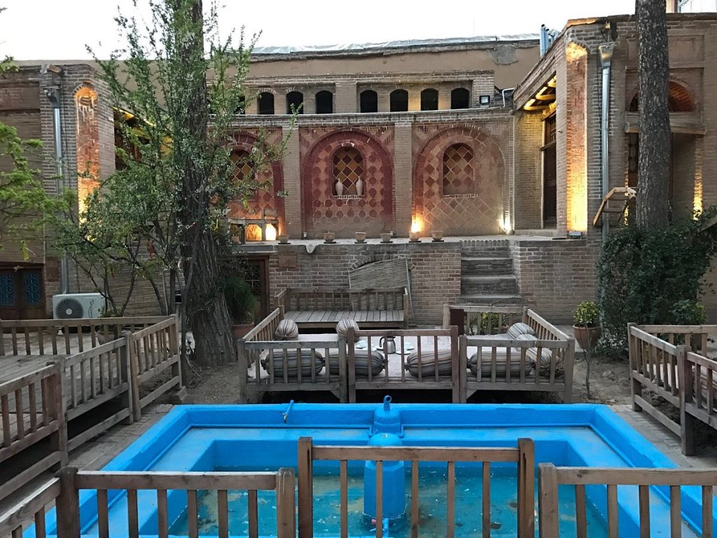 Shiraz Hotels