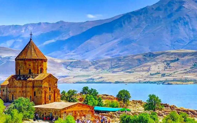 وان تور آنتالیا