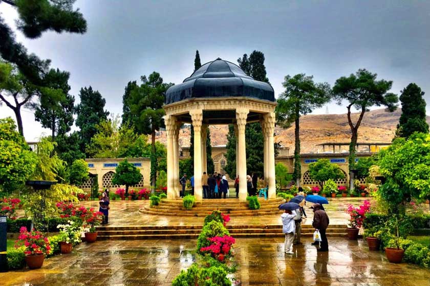 آرامگاه شیراز