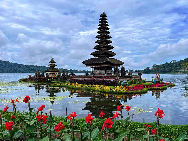 Pura Ulun Danu Bratan-Bali-Indonesia
