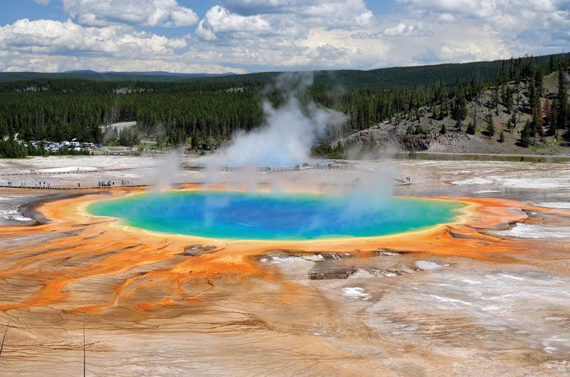 Yellowstone Geysers-Wyoming-United States
