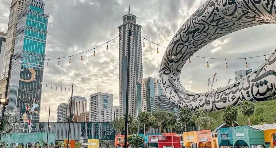 سفر هوشمندانه در دبی 2025: نکات طلایی با رعایت قوانین ماه رمضان