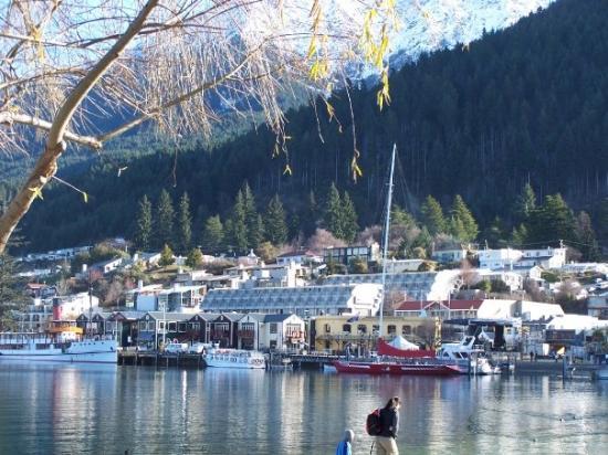 Queenstown Adventure Awaits: Explore Rich History and Scenic Wonders