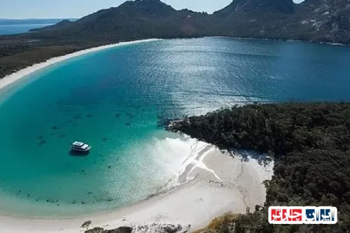 Wineglass Bay Tasmania: Discover the Stunning Coastal Beauty of Tasmania