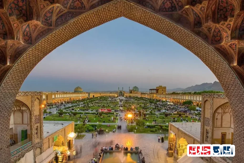 کشف رمز و راز جاذبه های تاریخی میدان نقش جهان در اصفهان
