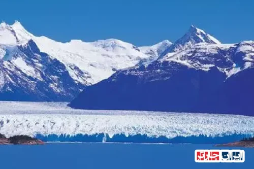 Perito Moreno Glacier in Santa Cruz Province: Discover Argentina's Iconic Ice Wonder