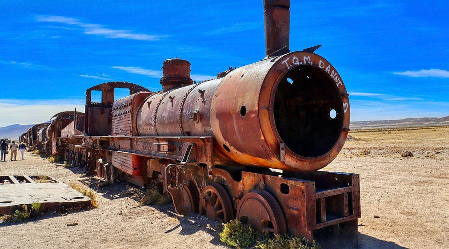 Salar de Uyuni Train Cemetery-Uyuni-Bolivia