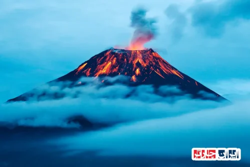 Mount Aso: Japan’s Active Volcano and Natural Wonder in Kumamoto Prefecture